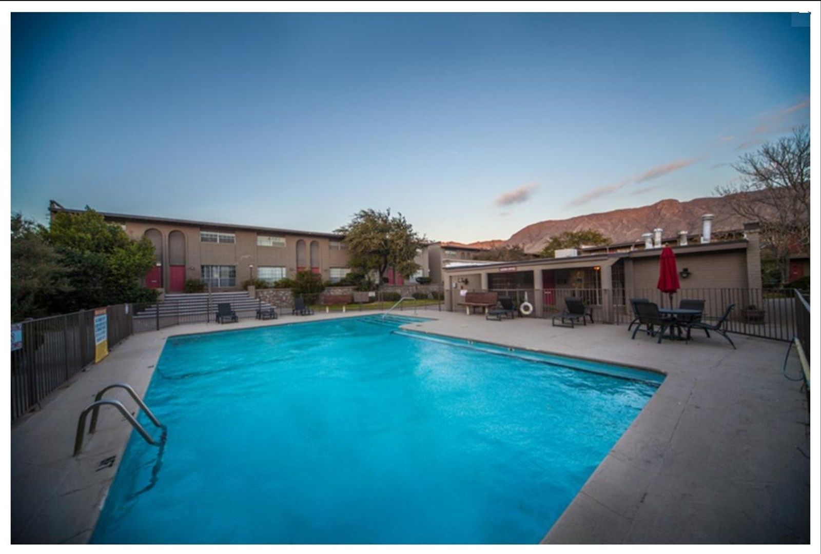 El Paso Apartment: 200 Shadow Mountain Dr