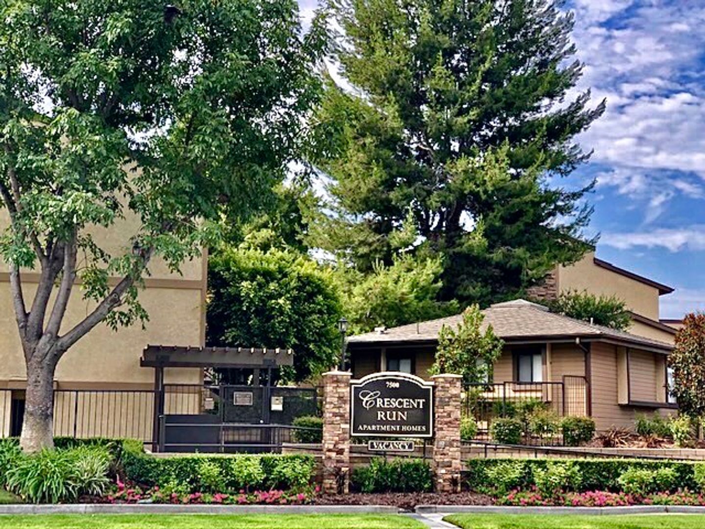 Buena Park Apartment: 7500 Crescent Avenue