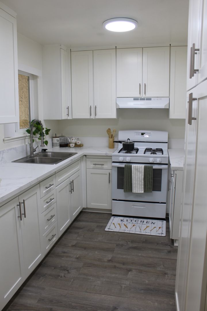 Westminster Apartment: 14300 Chestnut St.