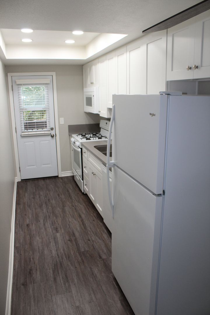 Huntington Beach Apartment: 16972 Lynn Lane