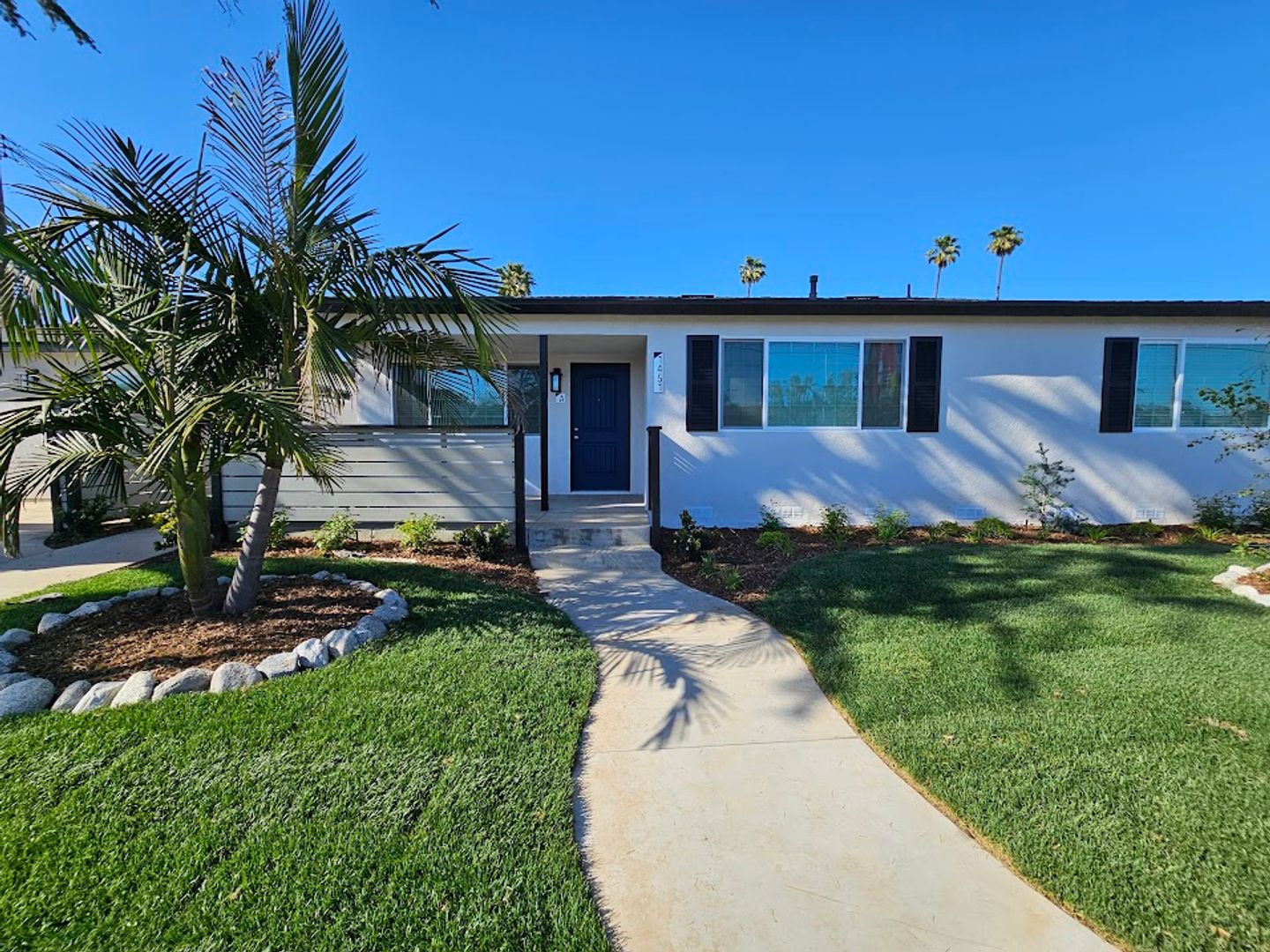 Newly Remodeled 2 Bedroom with MOVE IN SPECIAL