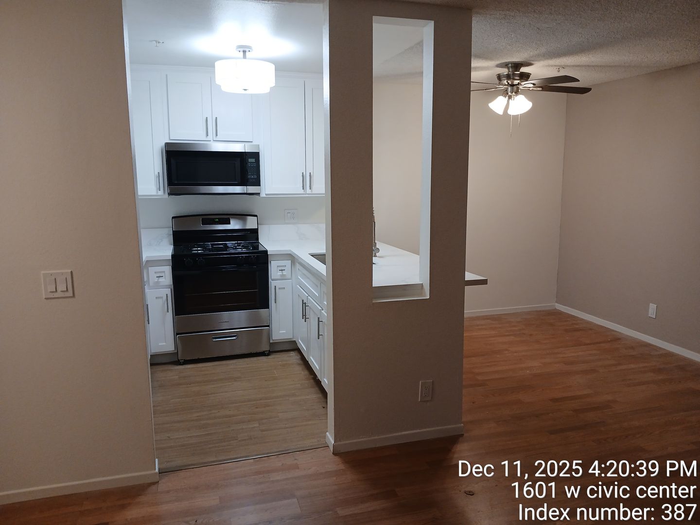 Santa Ana Apartment: 1601 W. Civic Center Drive