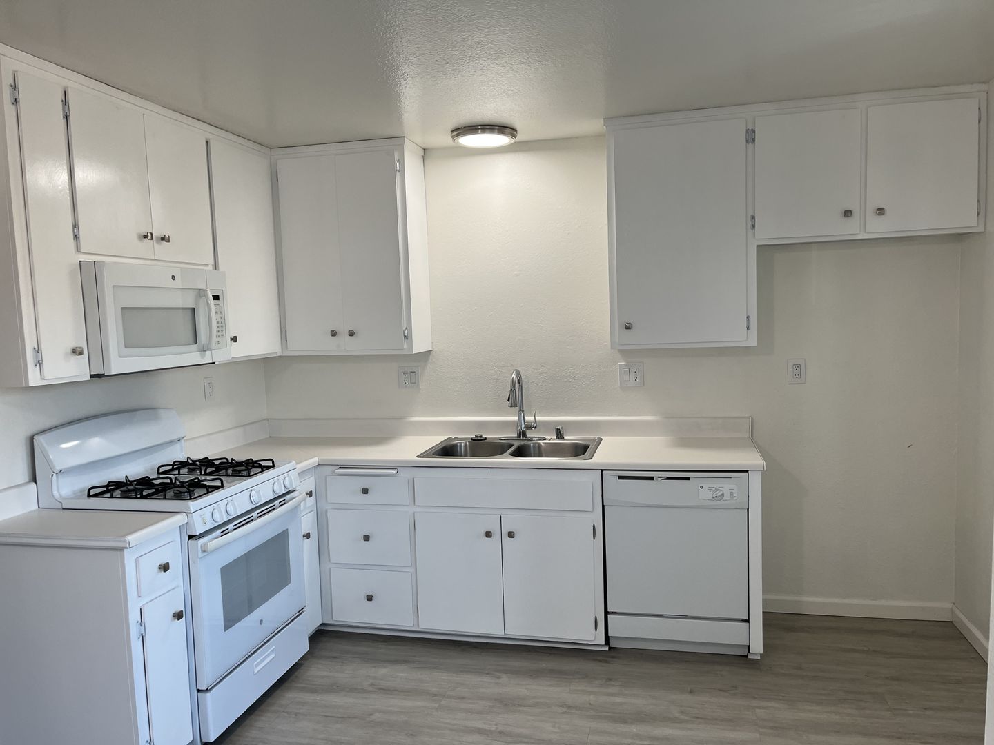 Huntington Beach Apartment: 205 15th Street