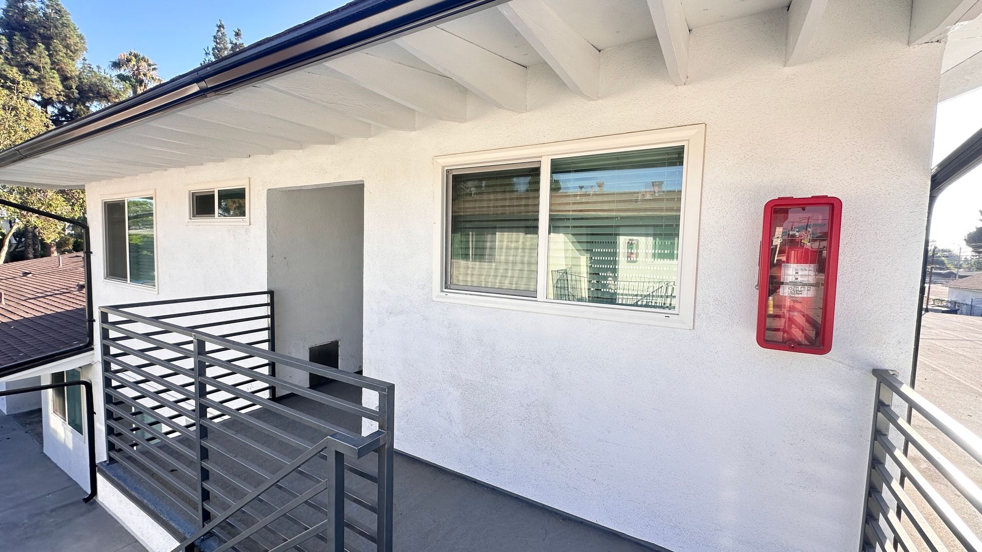 Anaheim Apartment: 711 W. Provential Dr.