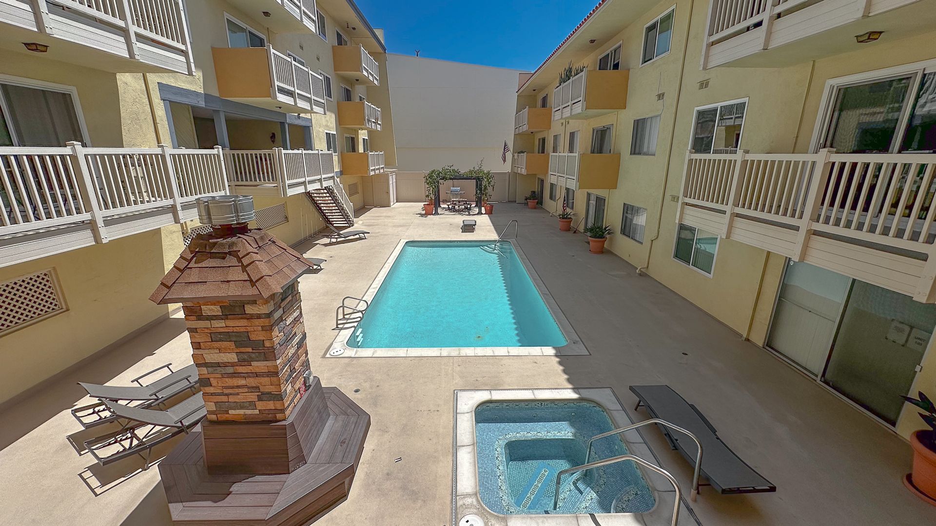 Hermosa Beach House: 1707 Pacific Coast Hwy #507