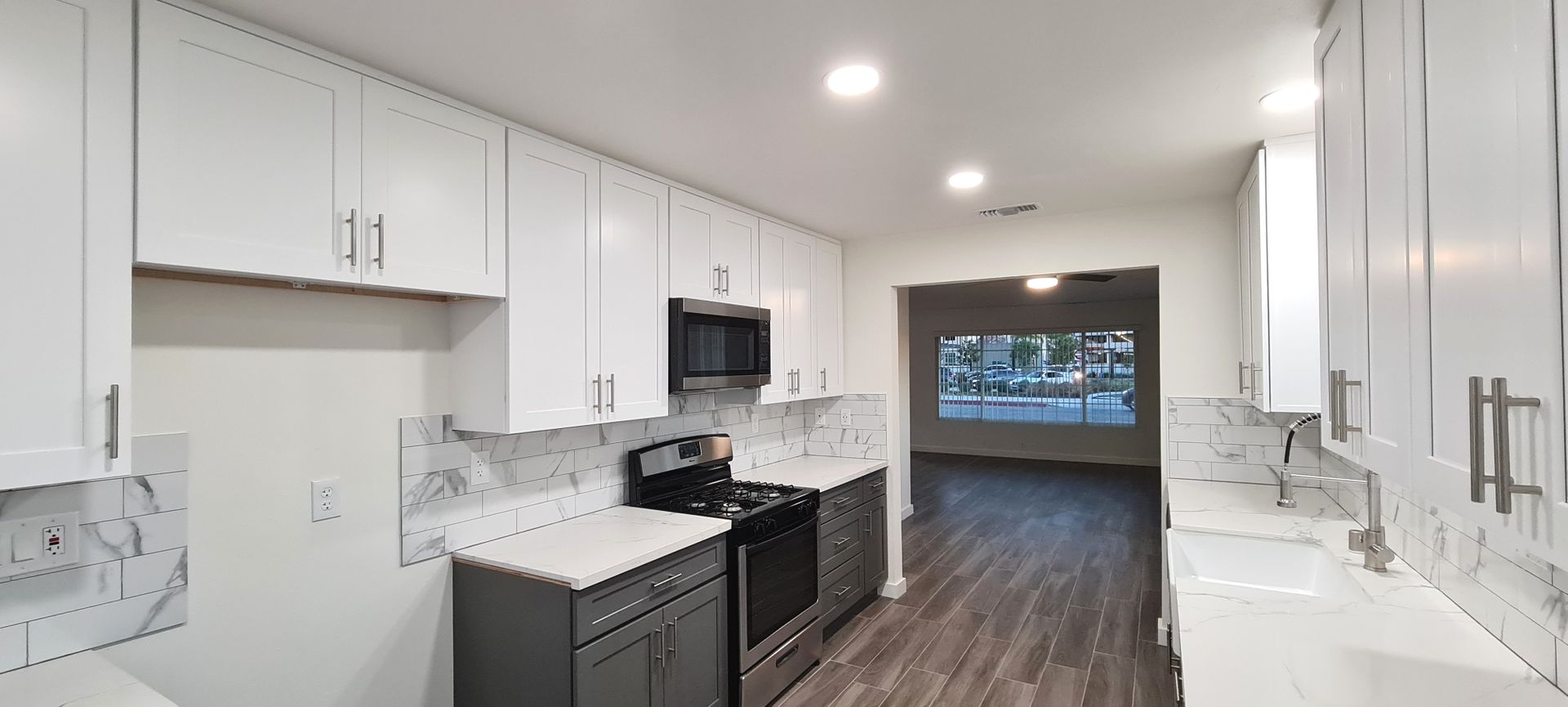 Newly Renovated 3 Bedroom Home in Orange 7 of 12