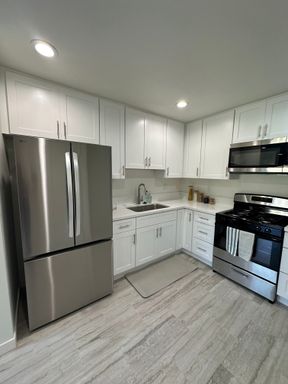 Beautiful Studio in Orange – photo 1