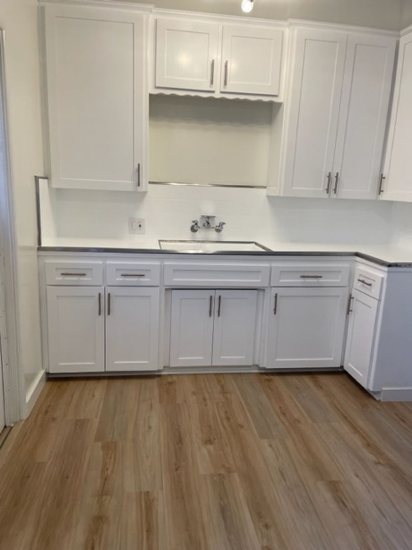 Whittier Apartment: 14330 Christine Dr.