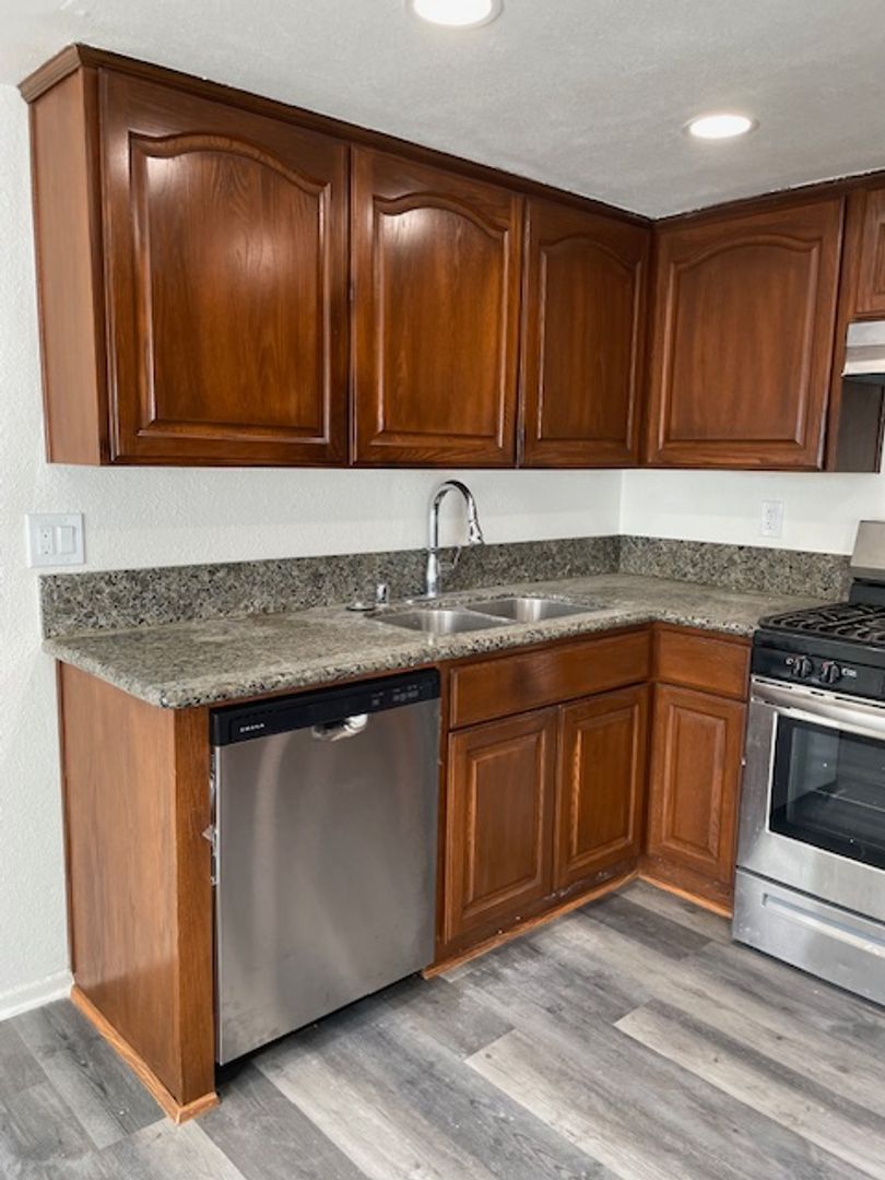 Whittier Apartment: 7714 Newlin Ave. #15