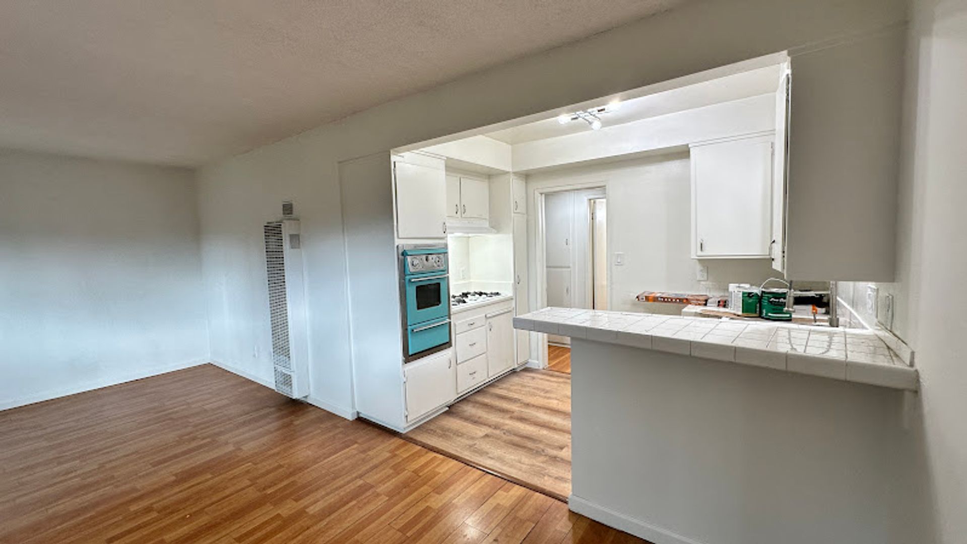 Garden Grove Apartment: 9712-9722 Alwood Ave.