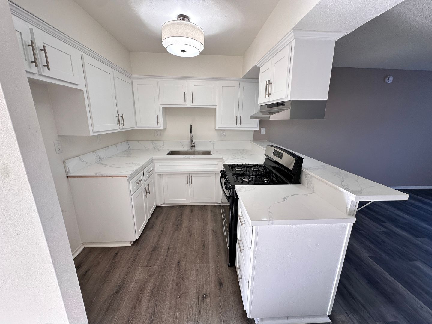 Anaheim Apartment: 1742 W. Lincoln Ave. Unit C1