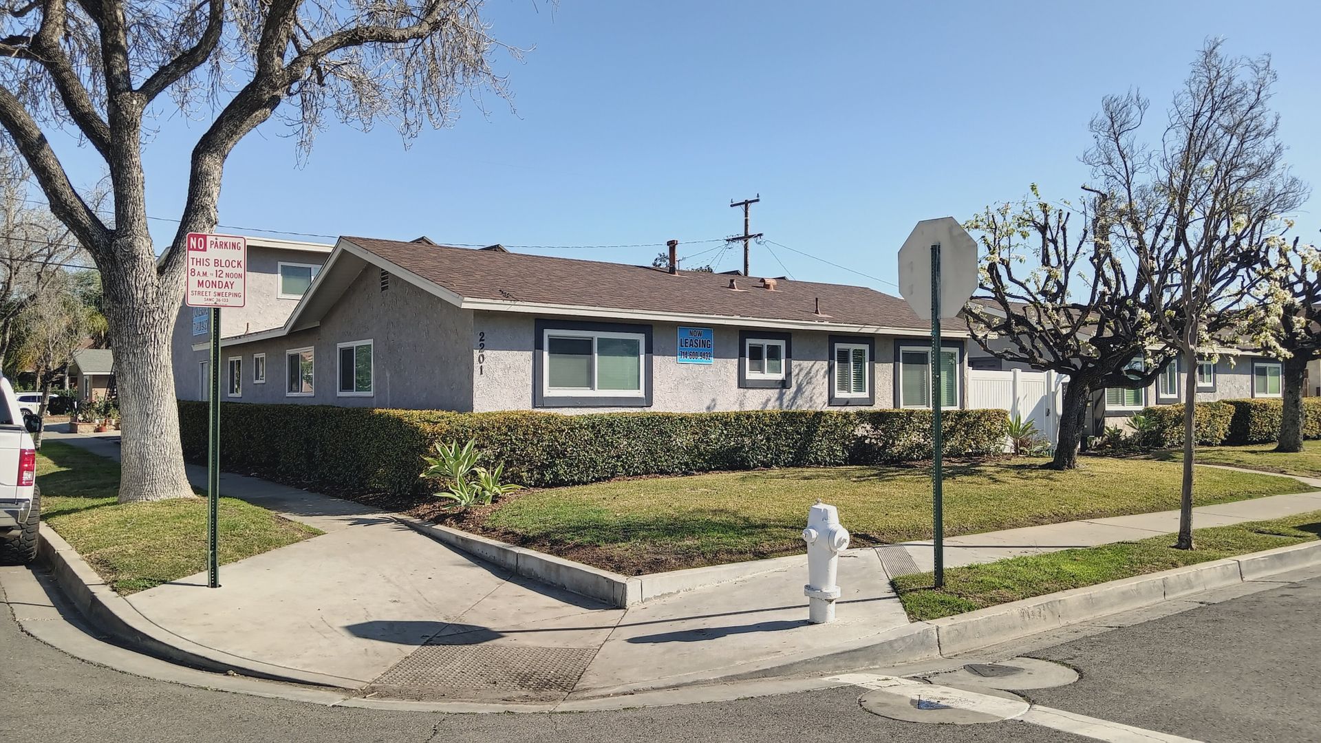 Santa Ana Apartment: 2201-2205 S. Kilson Dr.