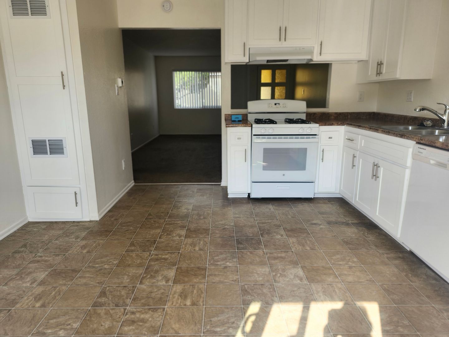 Huntington Beach Apartment: 205 15th Street