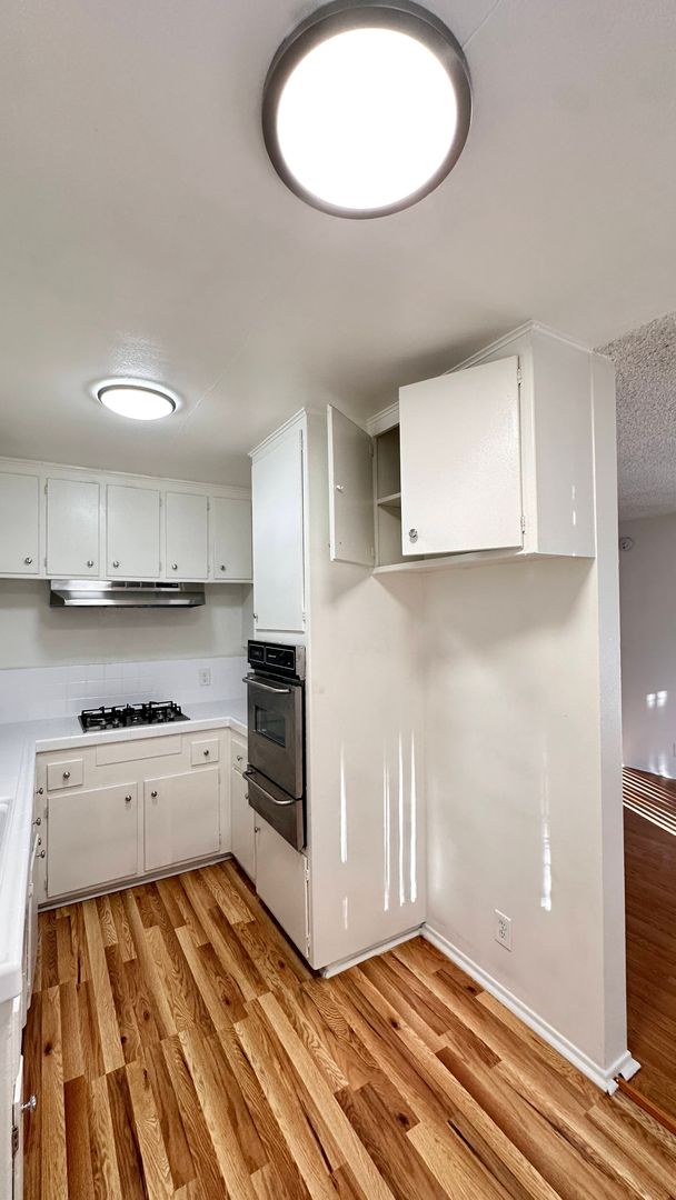 Garden Grove Apartment: 9581 Alwood Ave.