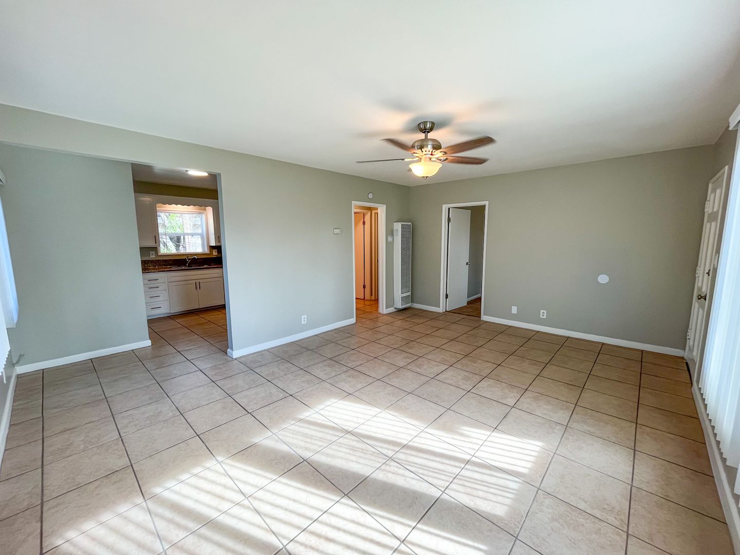 Fullerton Apartment: 123-135 S. Lincoln Ave.