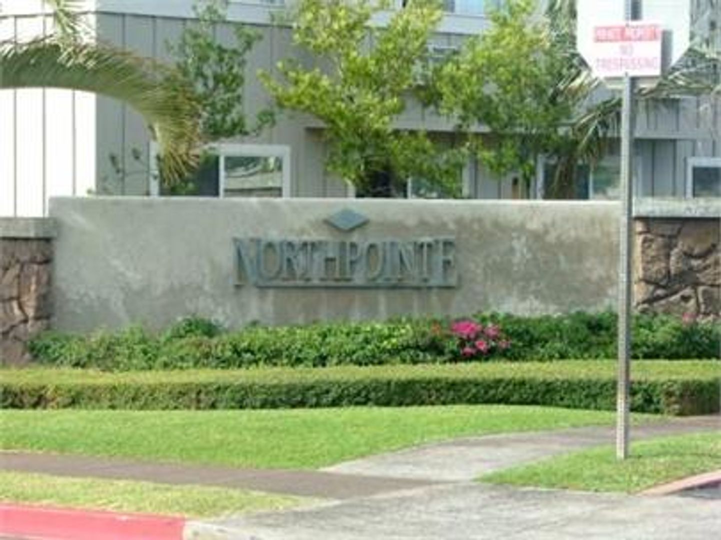 Mililani House: 95-1043 Kaapeha Street - 245