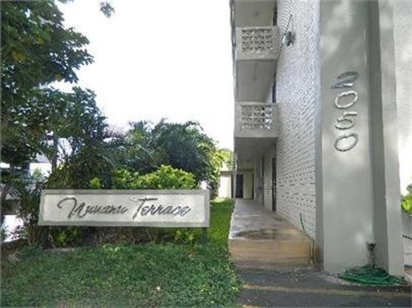Honolulu Condo: 2050 Nuuanu Avenue - Ewa 209