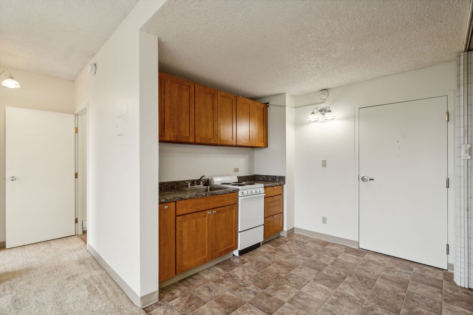 Life Manor Parkside 6 of 11