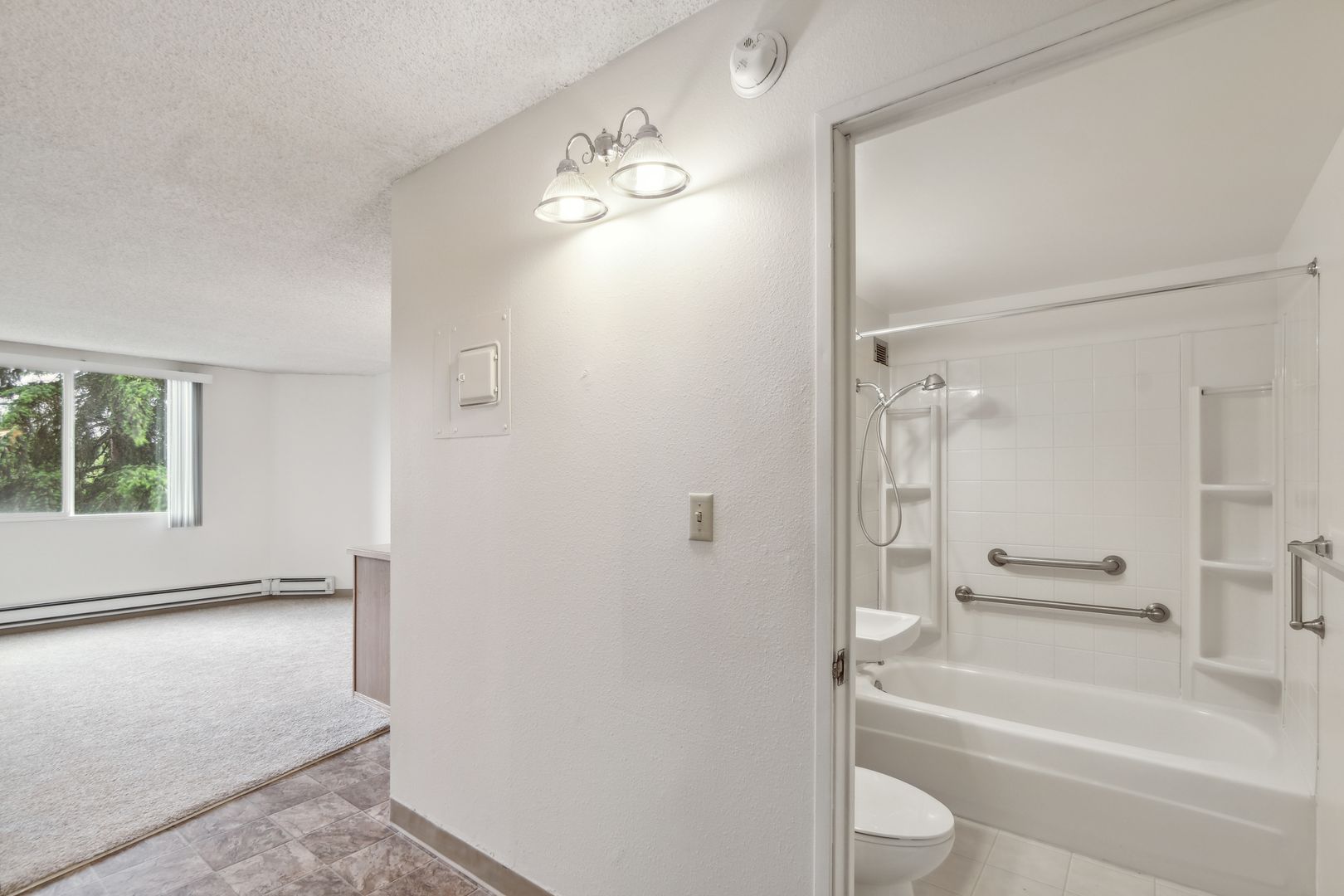 Life Manor Parkside 7 of 11