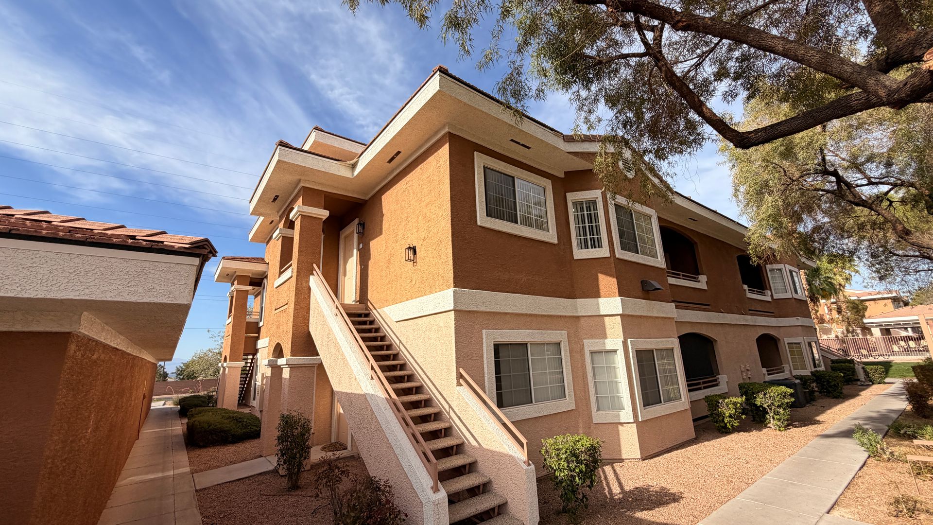 Henderson Condo: 830 CArnegie Unit 1021