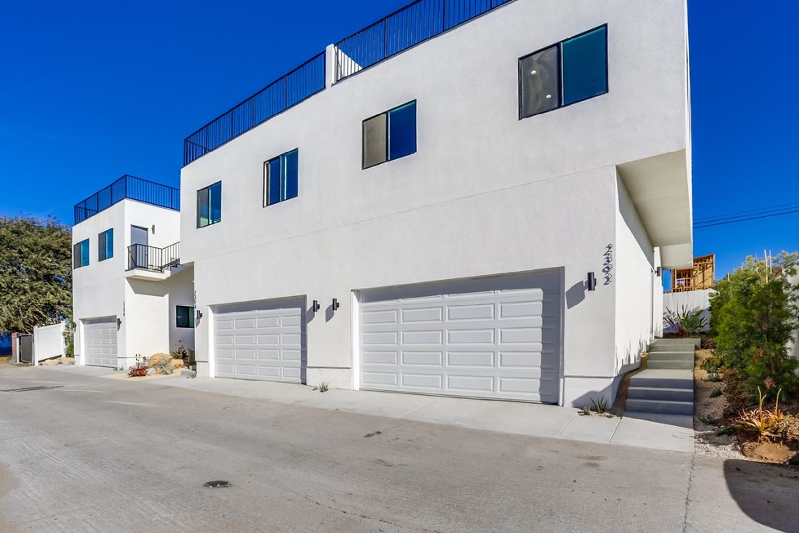 San Diego Apartment: 2386 W. Jewett St.