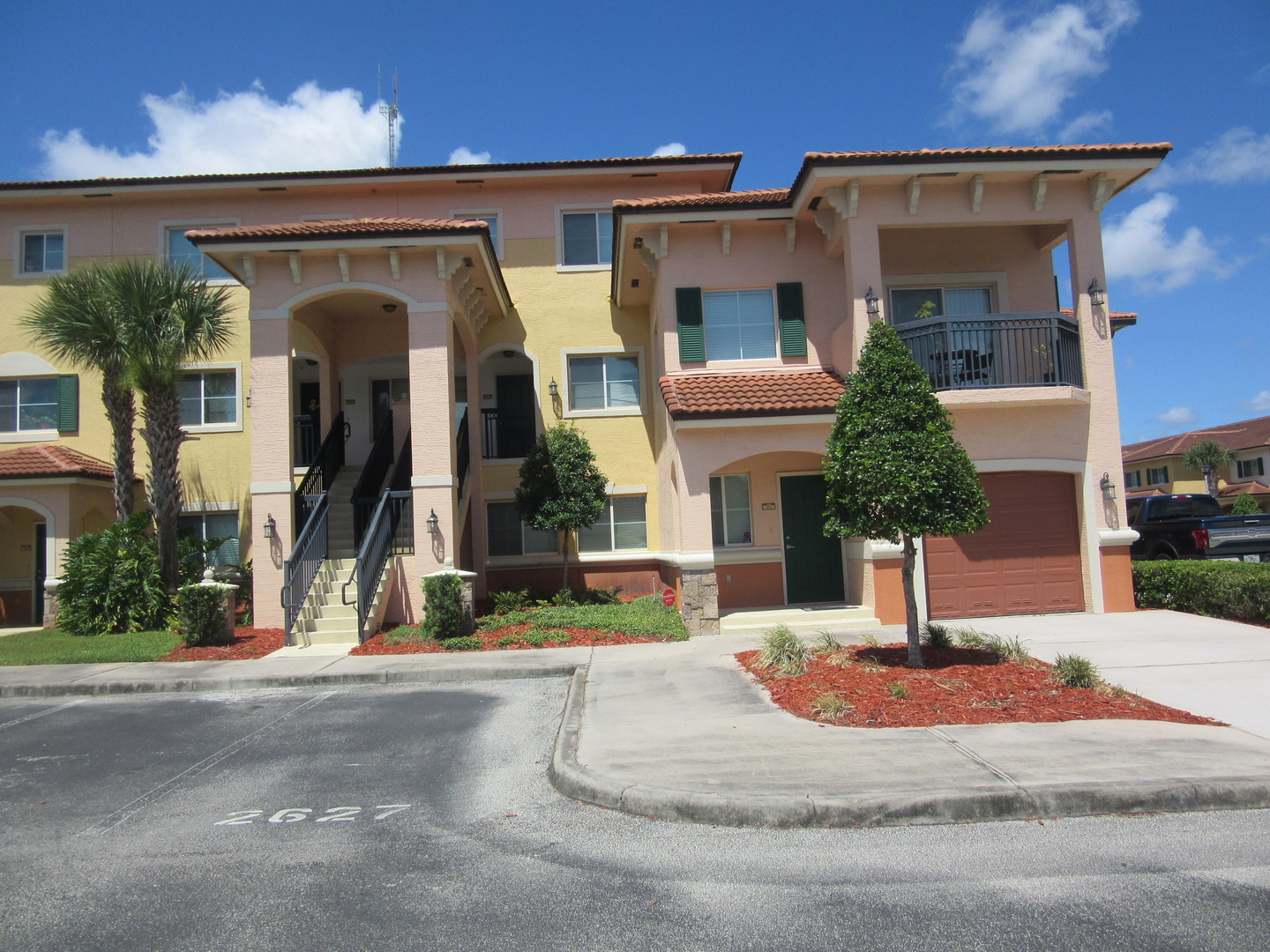 Jacksonville House: 9745 Touchton Rd 2628