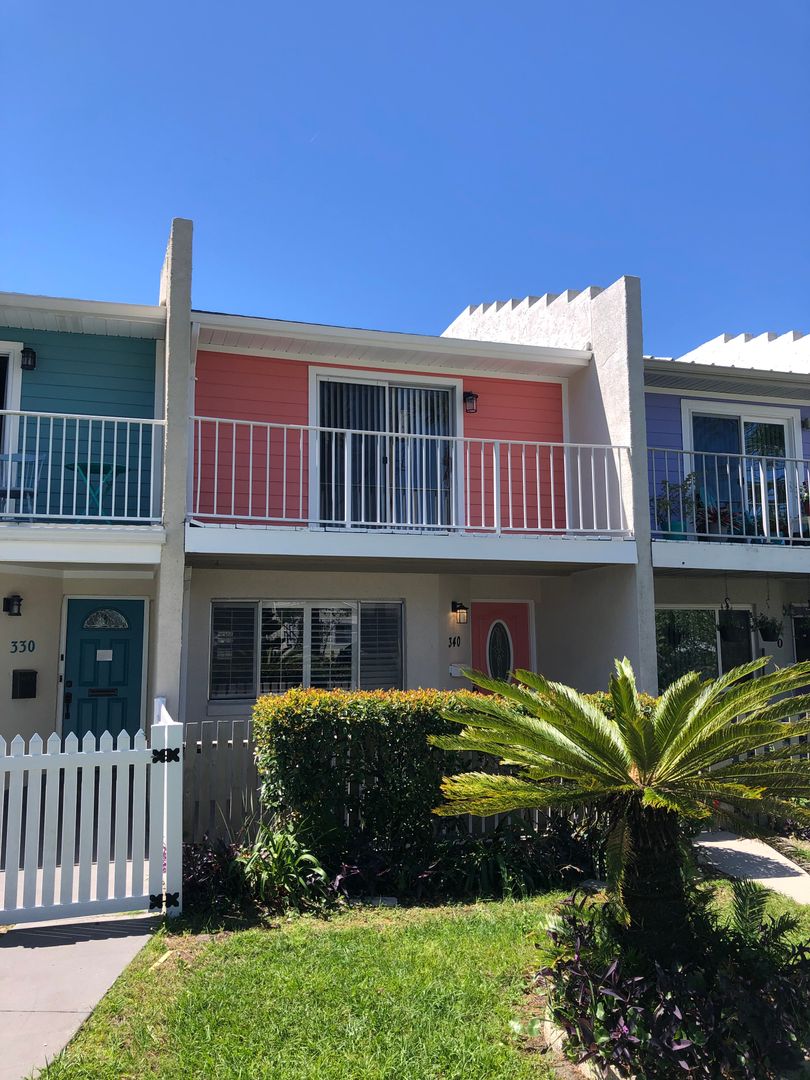 Jacksonville Beach Condo: 340 13th Ave North
