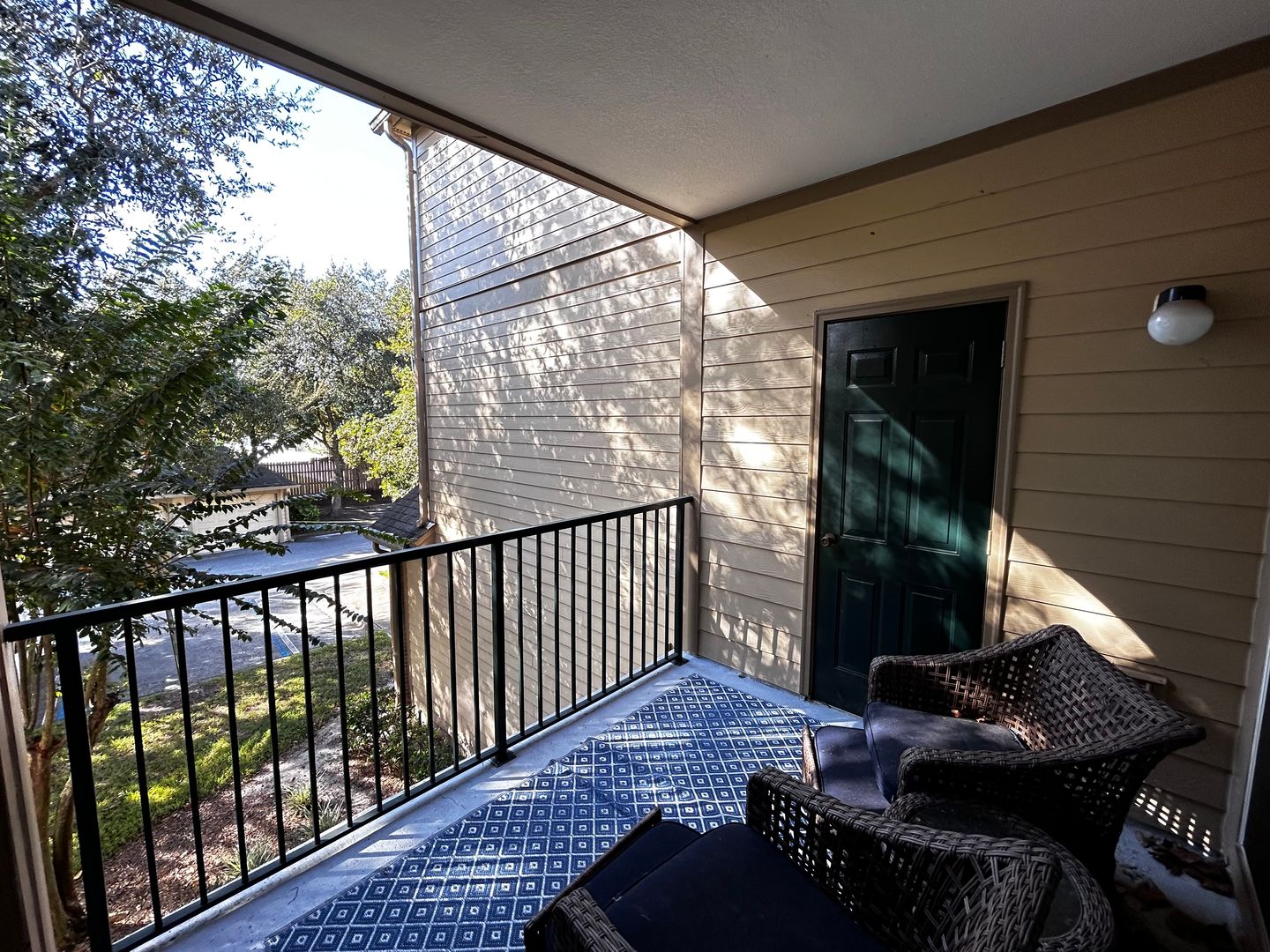 Jacksonville House: 7800 Point Meadows Dr #825