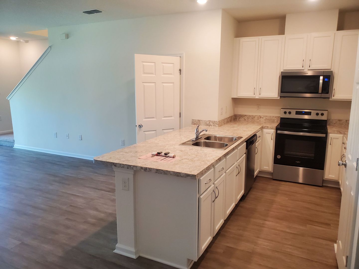 270 Mustard - Orchard Park 4 of 12