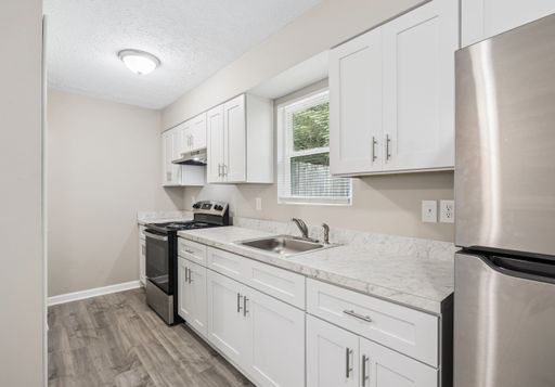 Amazing 3 Beds | 1.5 Baths | 1,100 Square Ft. townhome apts ready for move in!'s Image