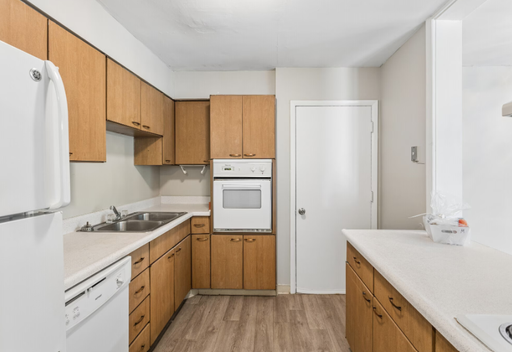Amazing 1 Beds | 1 Baths | 717 Square Ft. apts ready for move in!'s Image