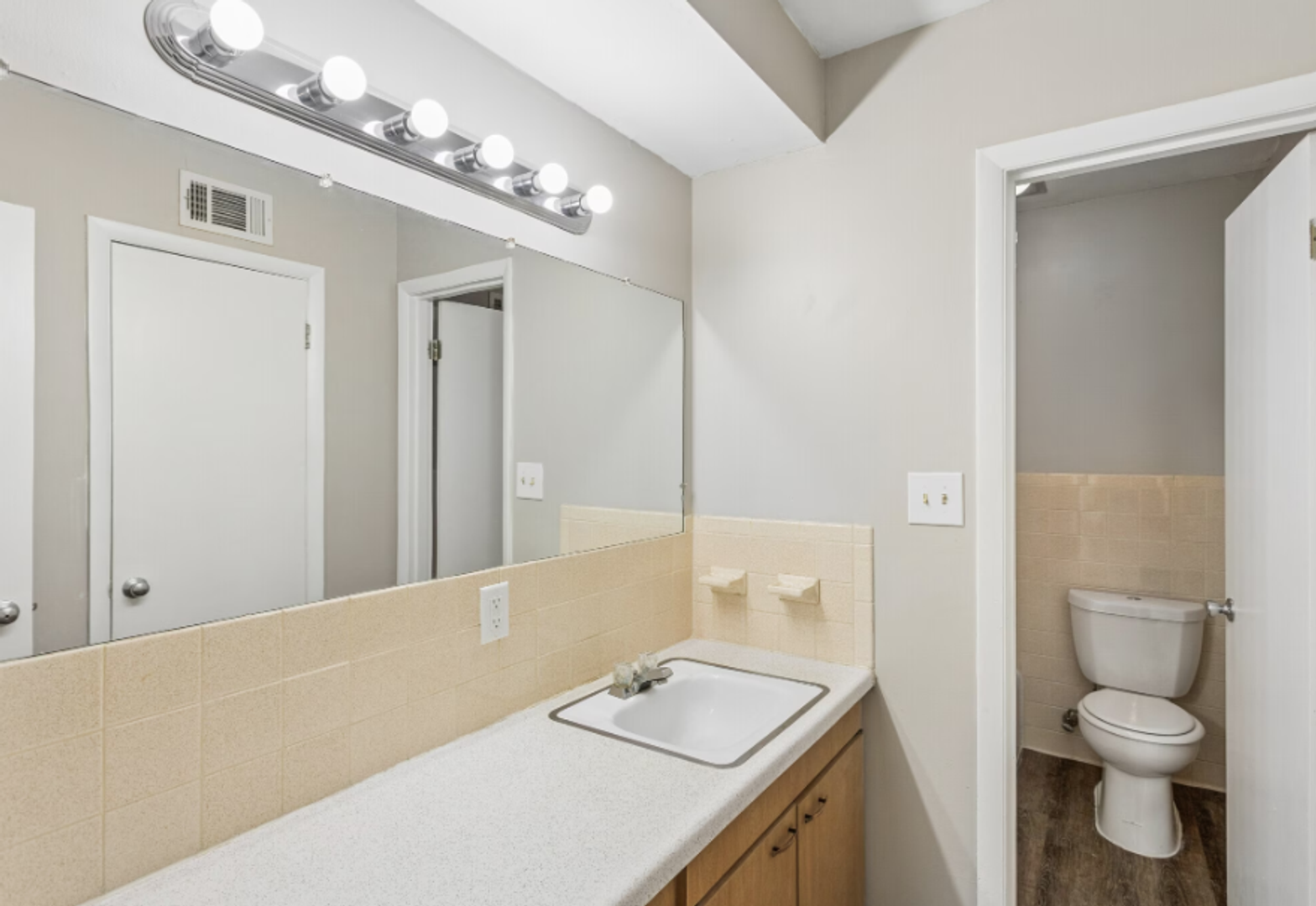 Apartment Image 2