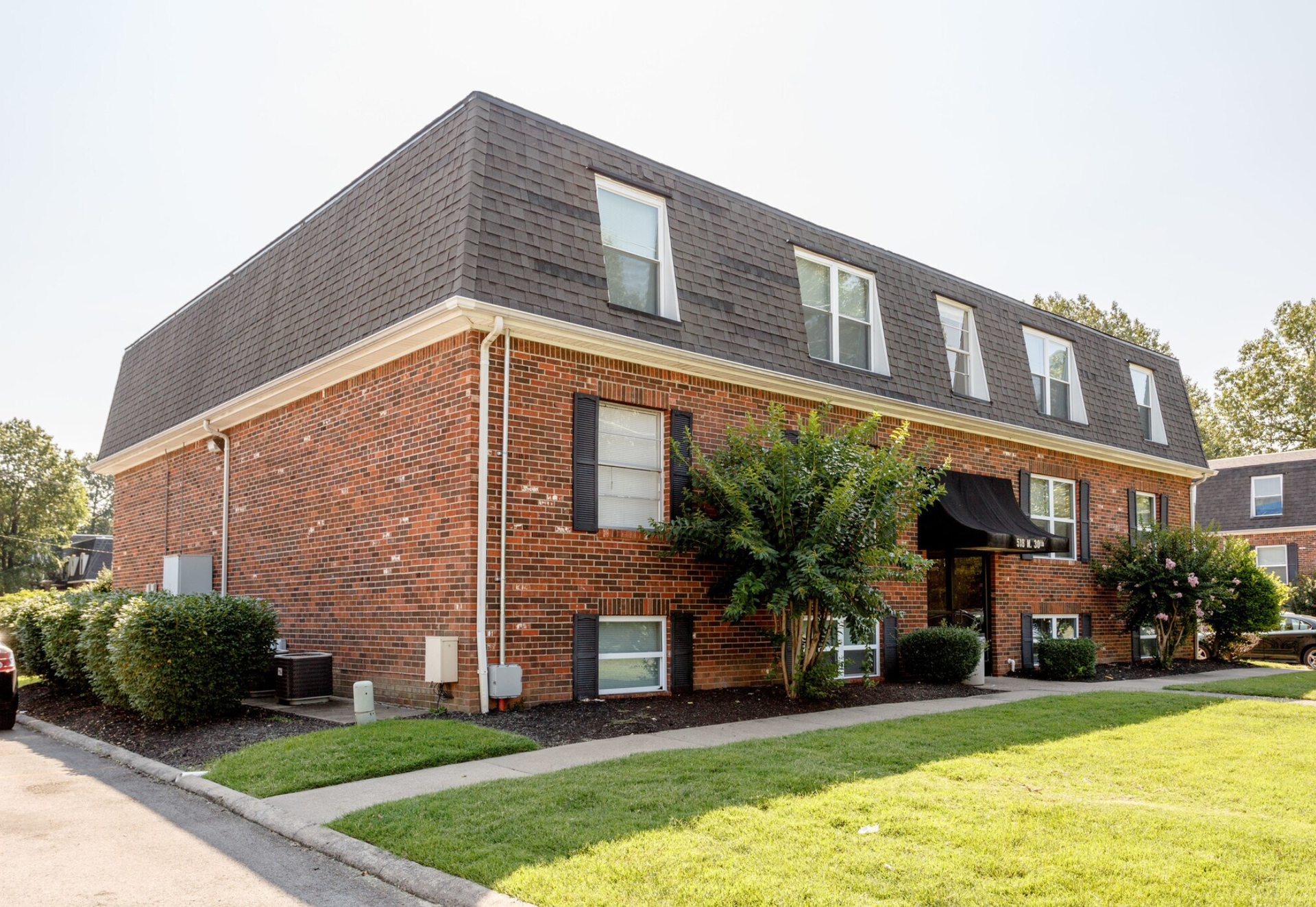 Riviera Apartments 9 of 10