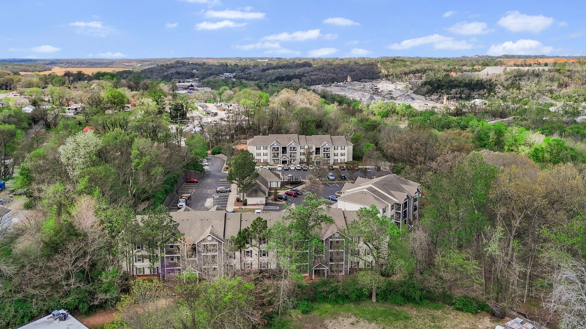 Clarksville Apartment: 500 Kraft Street