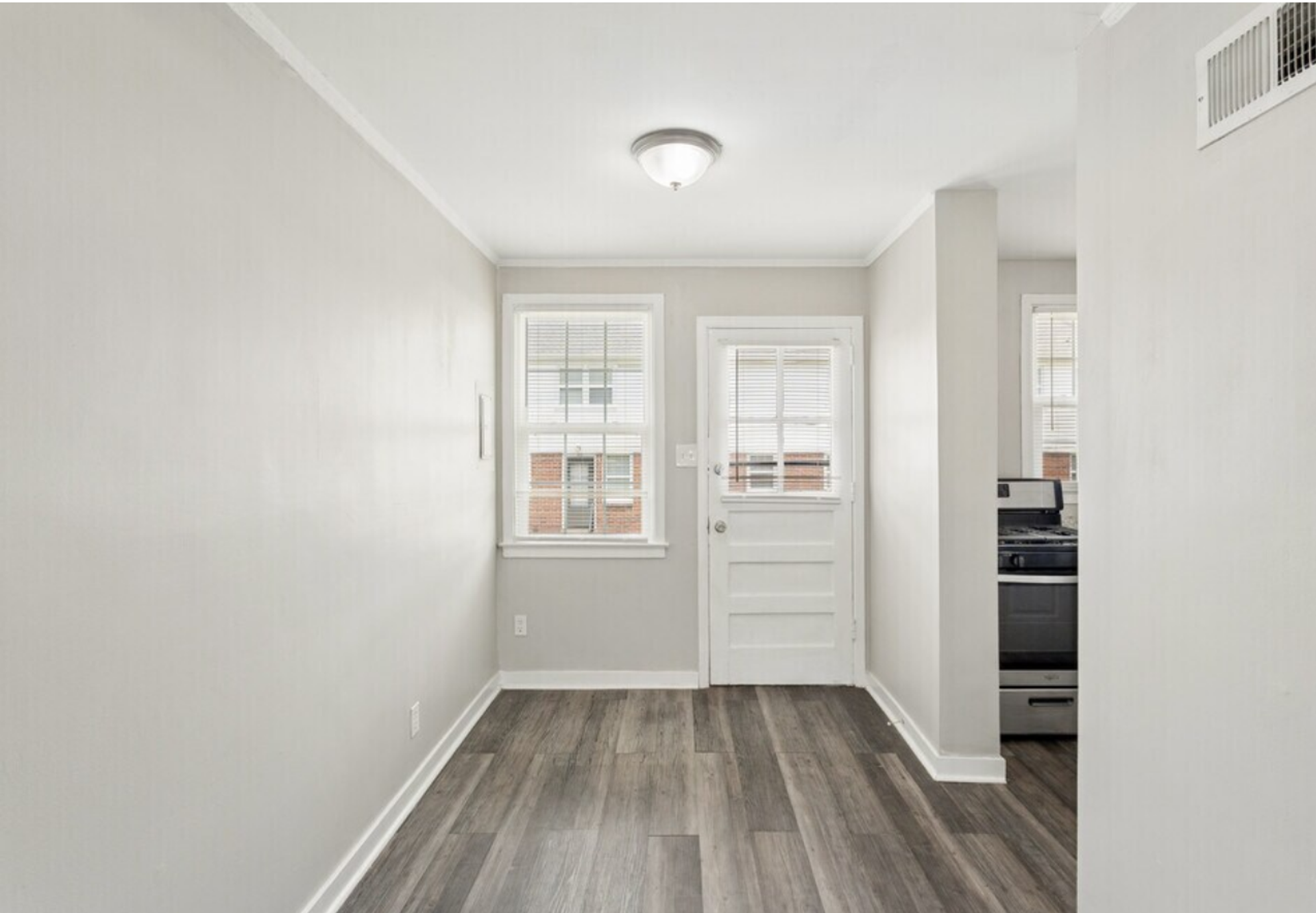 Lone Oak Villas 7 of 12