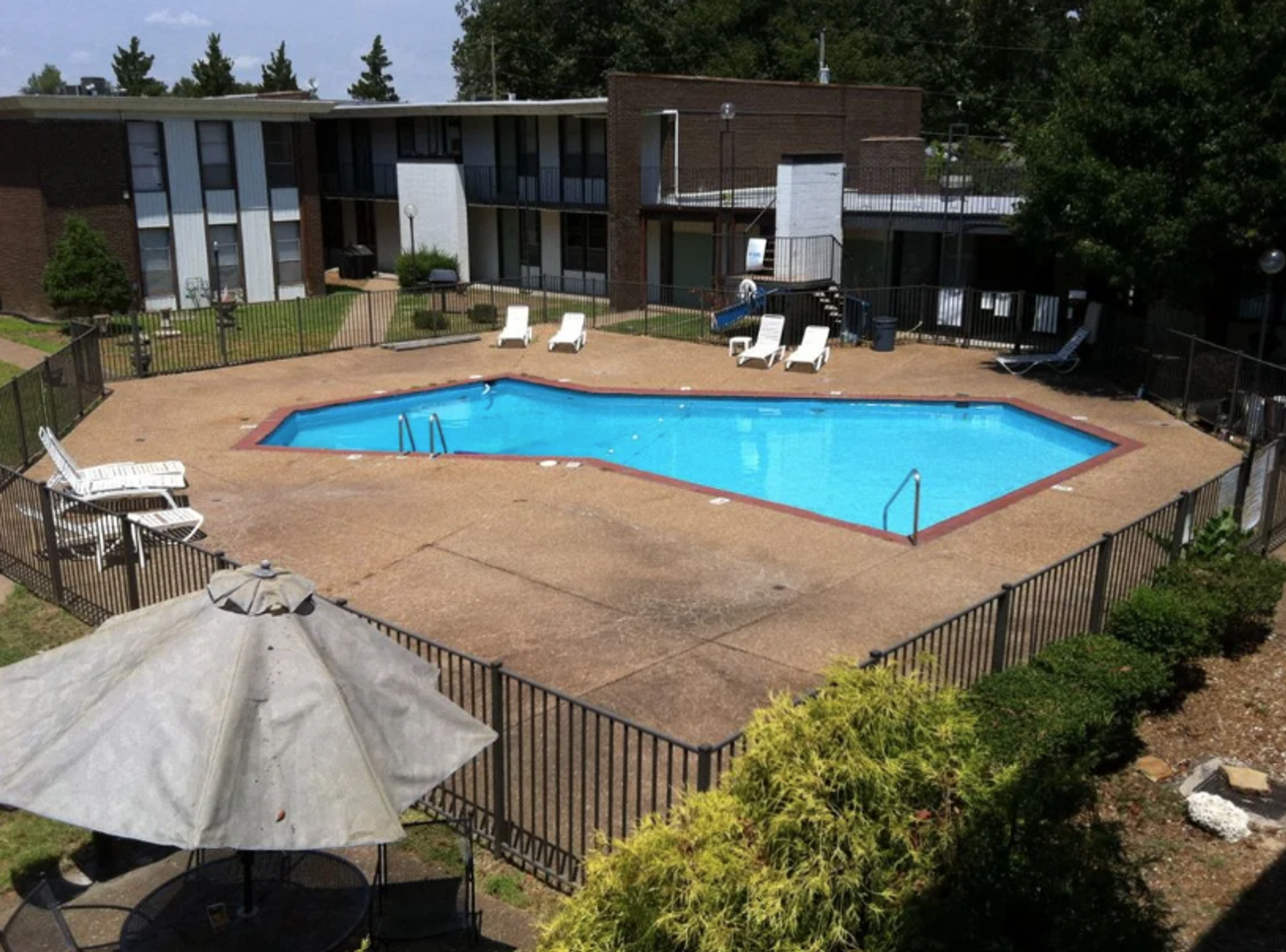 Paducah Apartment: 2991 Clay Street