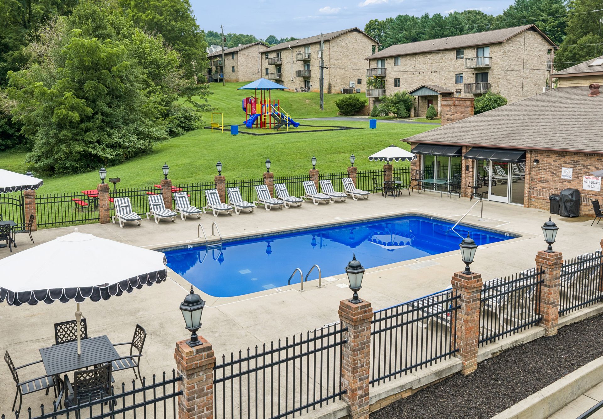 Kingsport Apartment: 900 Cooks Valley Road