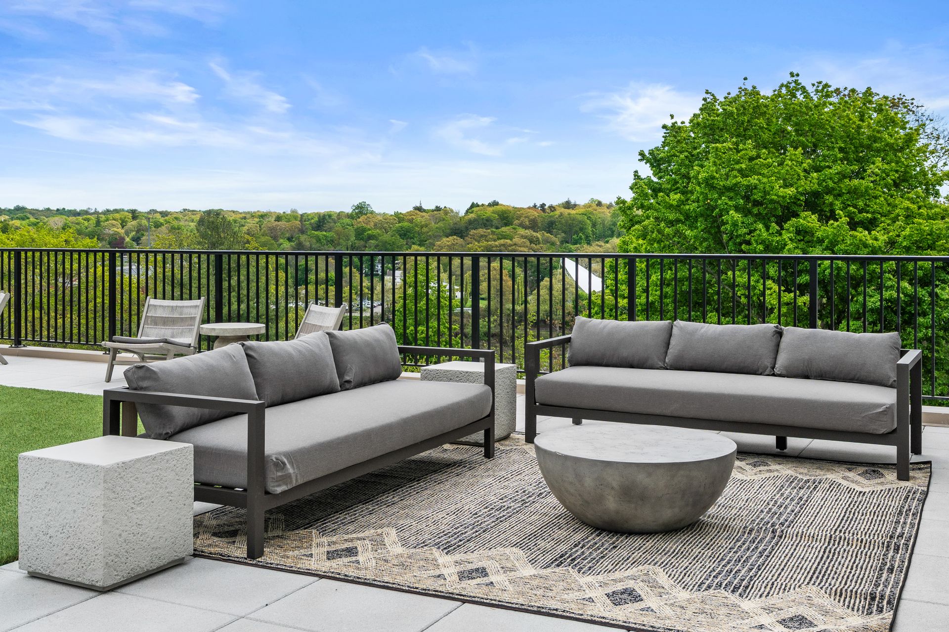 Roof deck at Riverhouse