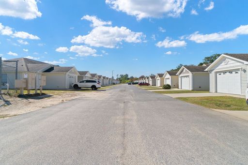 Patriot 2 bed Townhome with Garage