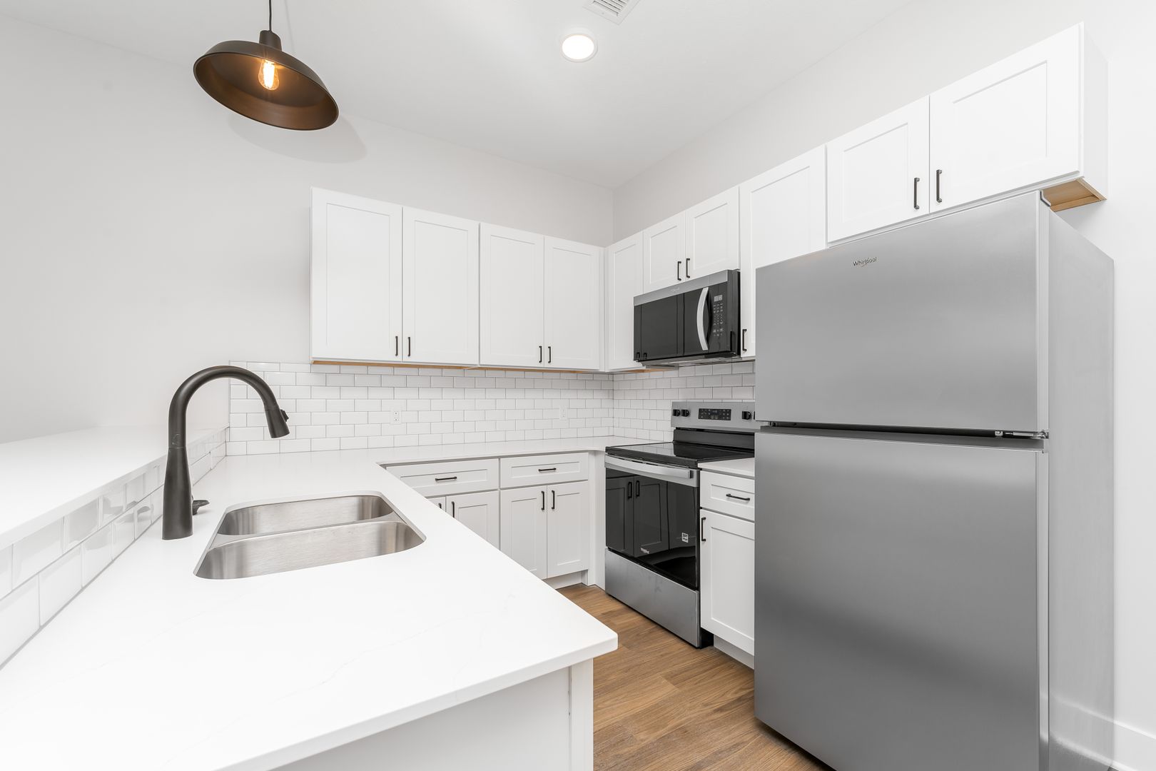 Grand Rapids Apartment: 640 Eastern Ave SE