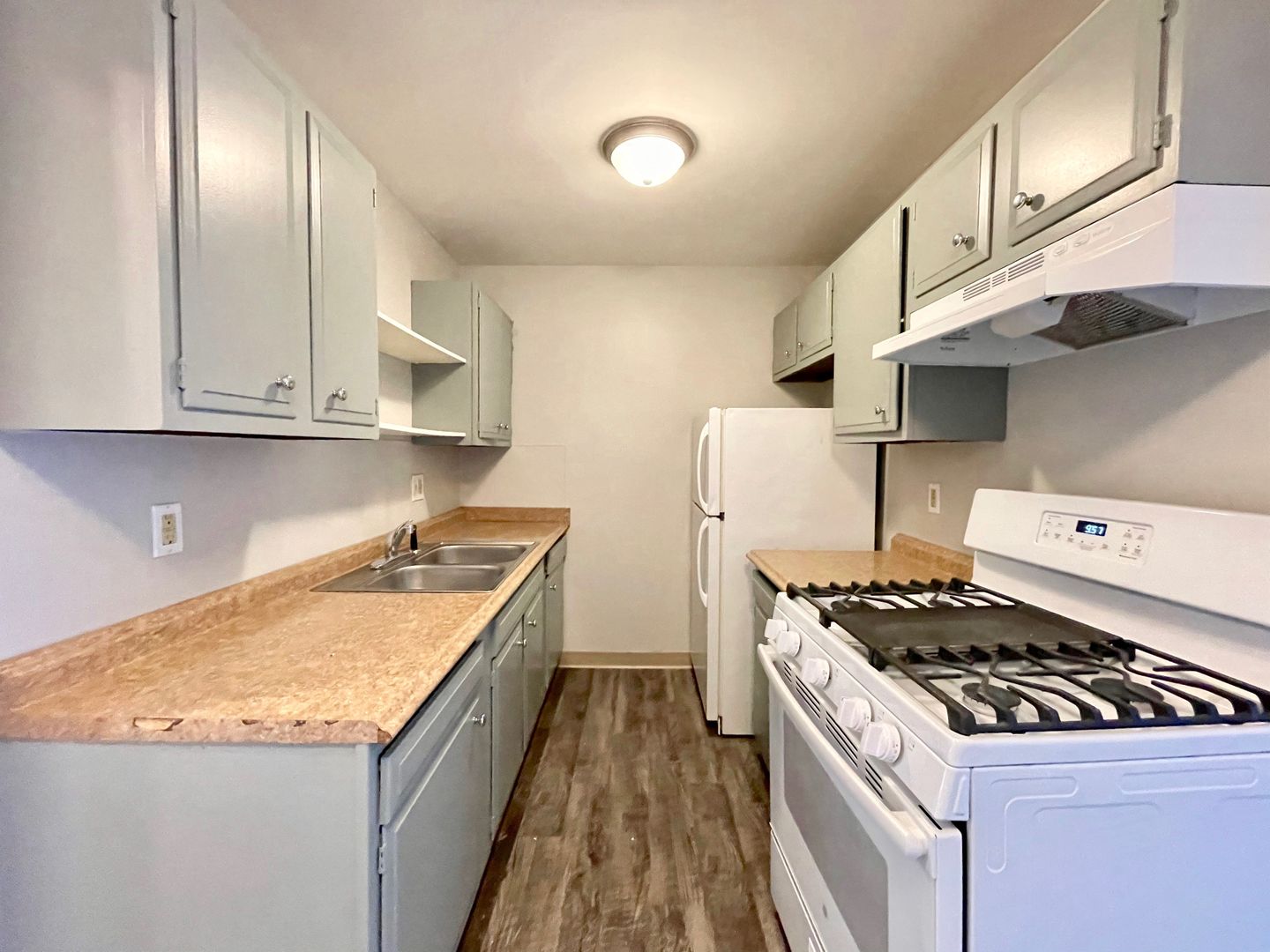 Grand Rapids Apartment: 1333/1350 Kendall St SE