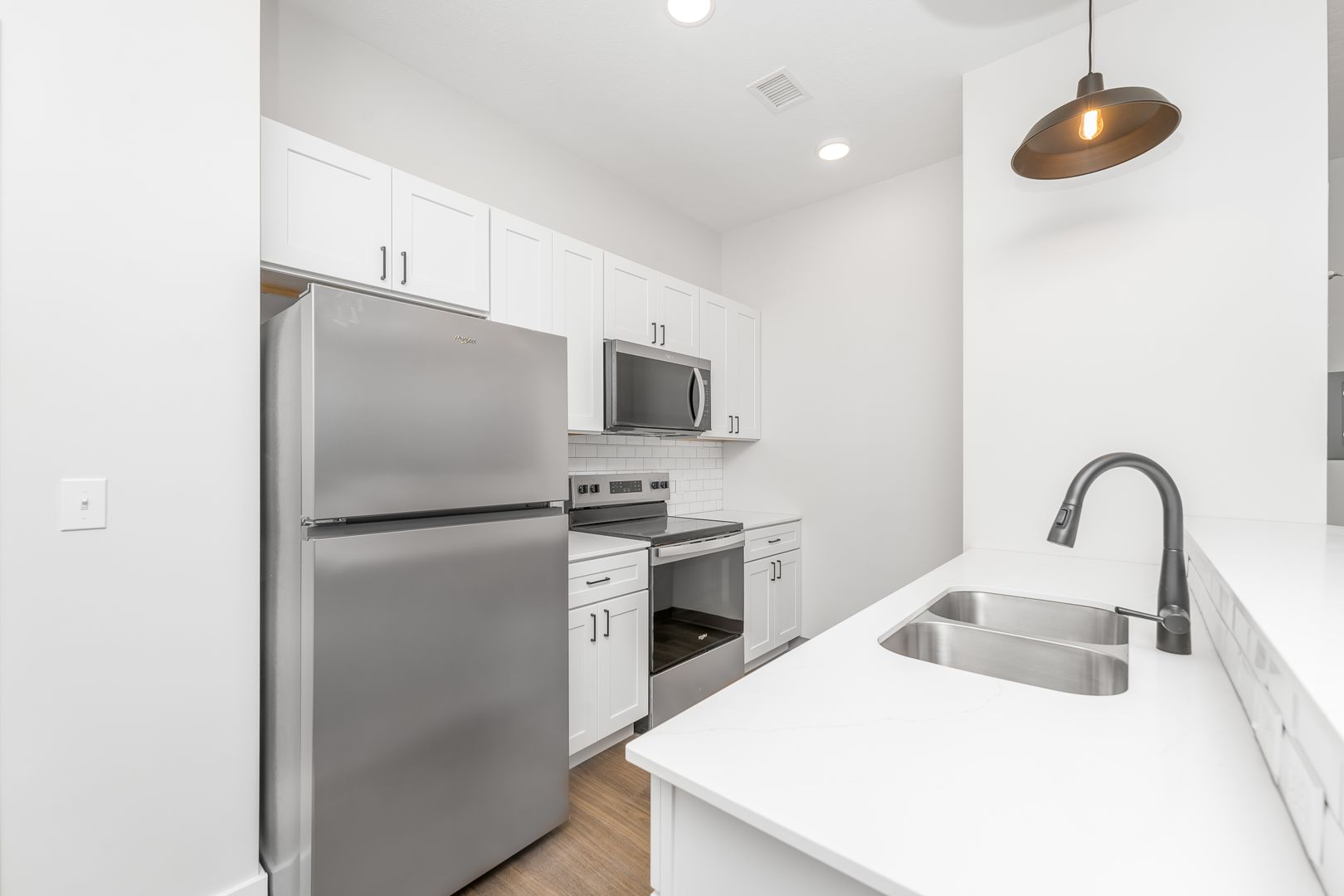 Grand Rapids Apartment: 640 Eastern Ave SE