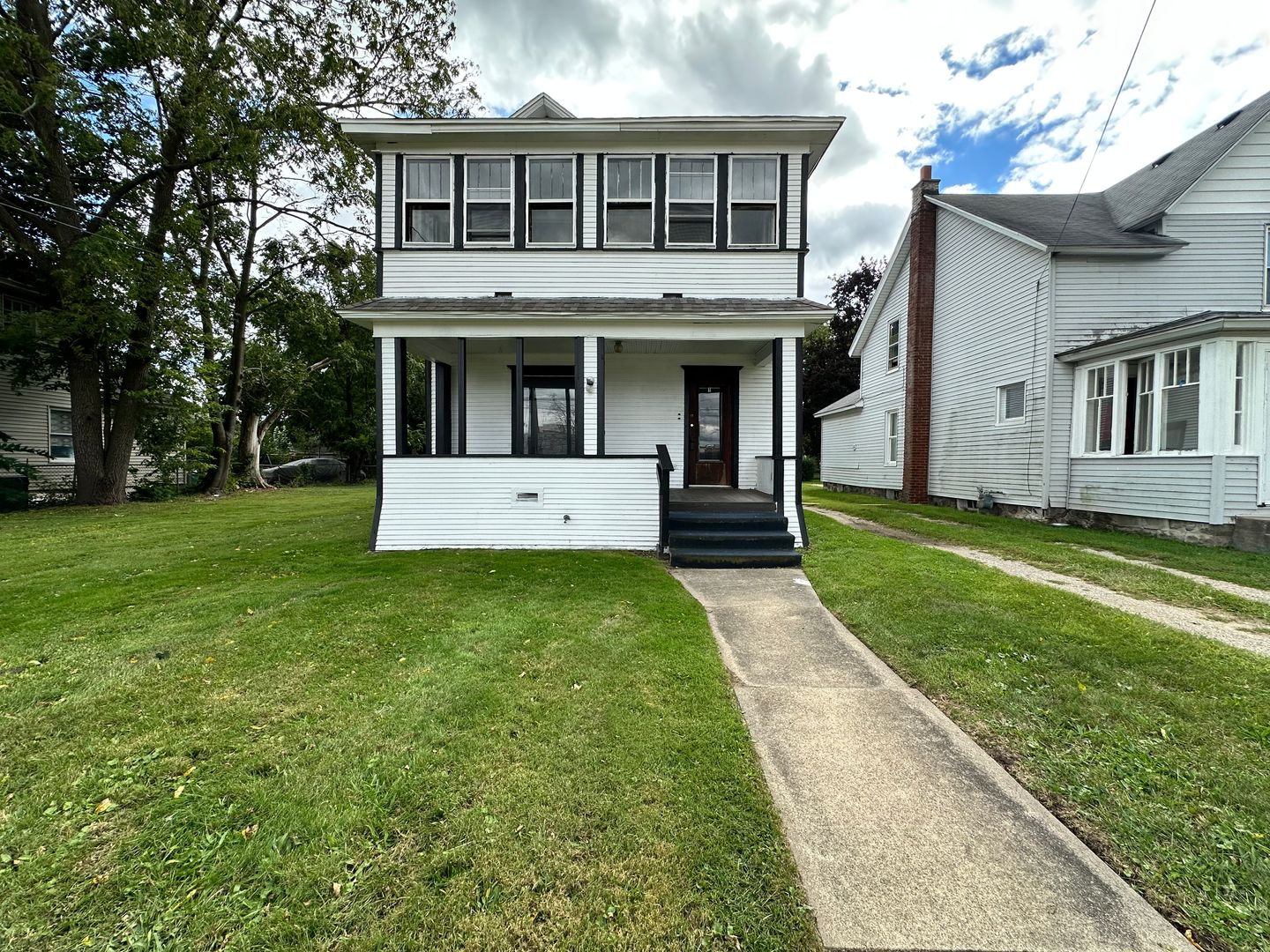 Four Bedroom House Available in Battle Creek!