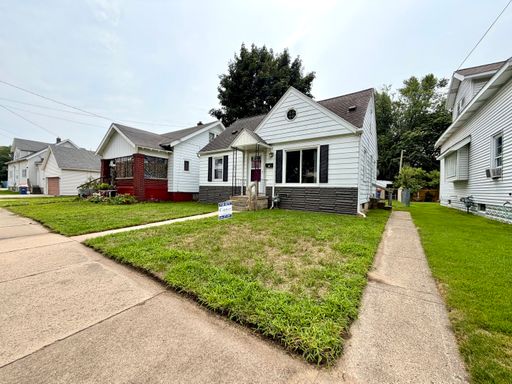 Three Bedroom Home in Northwest Grand Rapids – photo 1