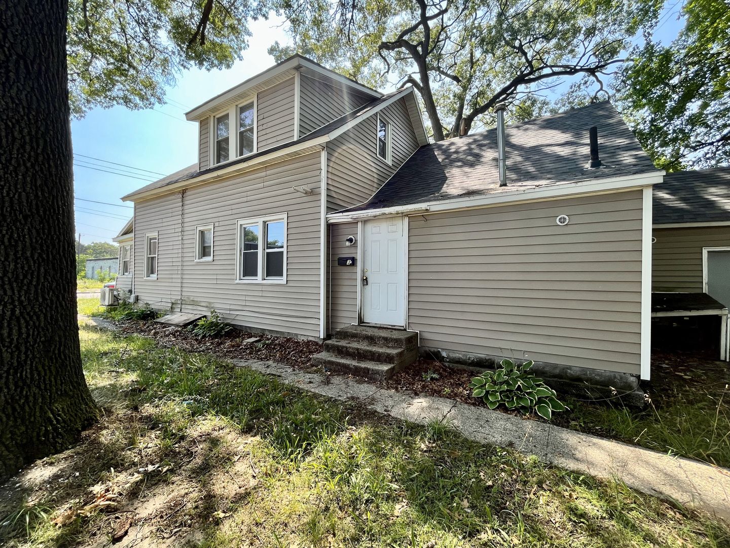 Muskegon Heights Apartment: 2921 Peck St