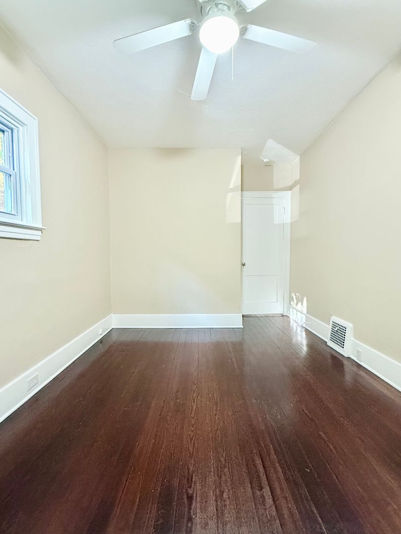 926 Austin Street, Kalamazoo, MI 49008