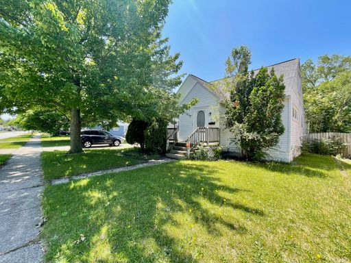 Spacious 3-Bedroom Home in Muskegon’s Oakview Neighborhood – photo 1