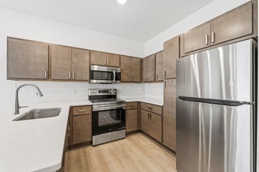 Two Bedroom Apartment at Riverbend Flats – photo 1