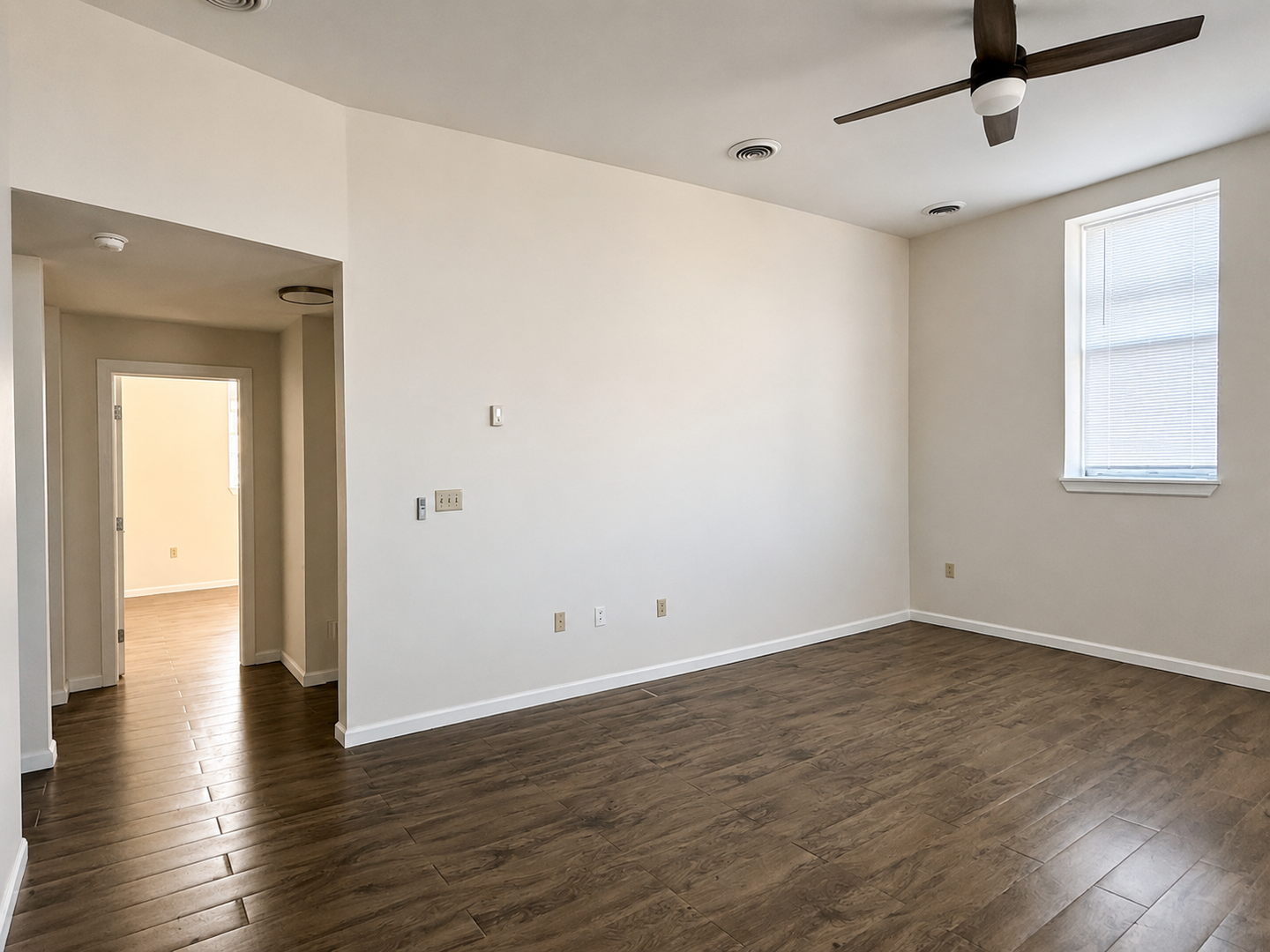 Topton Apartment: 100 W High St