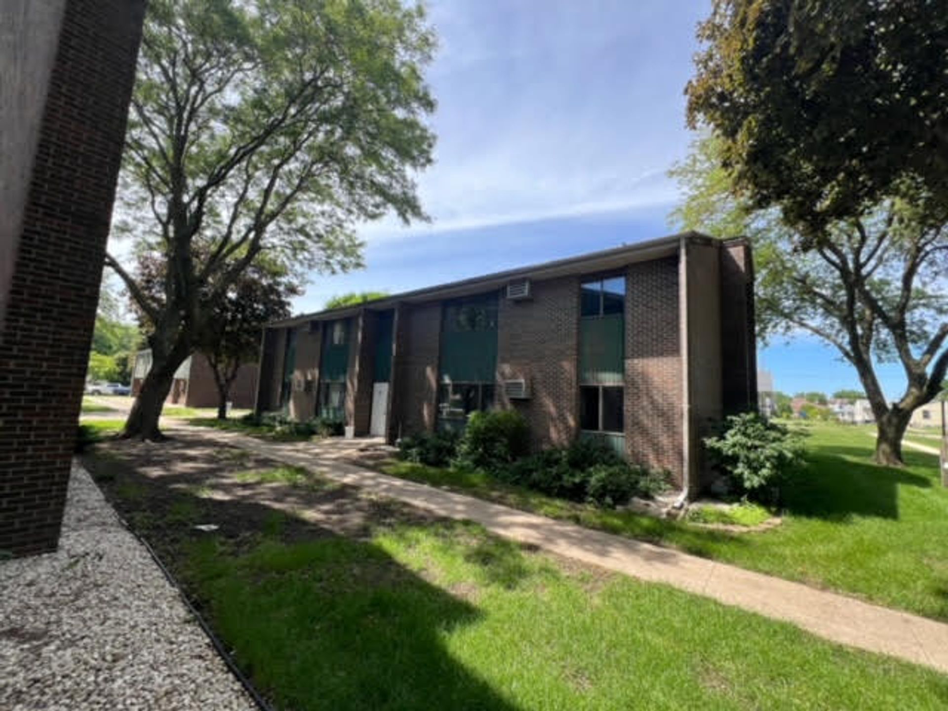 Storm Lake Apartment: 532 Oates Street